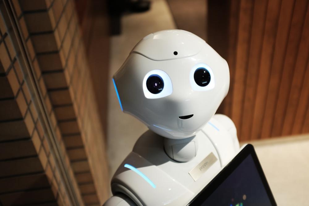 Kunstig intelligens revolutionerer vores hverdag nu